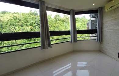 Imagem 2: Apartamento na quadra da praia para venda com 3 quartos em Pitangueiras - Guarujá - SP