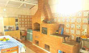 Imagem 3: Casa de 200 metros quadrados no bairro Ipelândia com 3 quartos