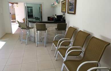 Imagem 4: Casa de condomínio para venda possui 500m com 3 suítes com piscina