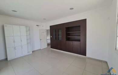 Imagem 7: Casa para aluguel possui 672 metros quadrados em Farol - Maceió - AL