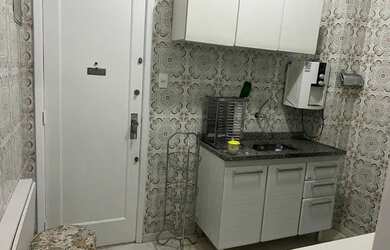 Imagem 2: Tijuca, Uruguai, apartamento reformado de 2 quartos com dependências e ótima localização