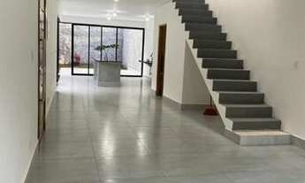 Imagem 4: Casa para Venda em Jandira, Jardim Bolívia, 3 dormitórios, 3 suítes, 4 banheiros, 2 vagas