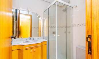 Imagem 2: Apartamento à venda no bairro Menino Deus - Porto Alegre/RS