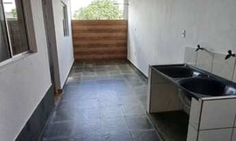 Imagem 4: Barracão R$700,00 Incluso Internet, Água, Luz, três cômodos no Bairro Ribeiro de Abreu