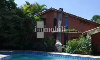 Imagem: CASA COM 4 DORMITÓRIOS NA REGIÃO DA GRANJA