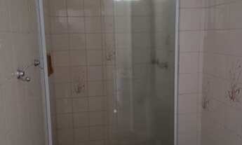 Imagem 4: Apartamento em Vista Alegre, Próximo ao Polo Gastronômico, 02 Quartos + Dependência + Vara