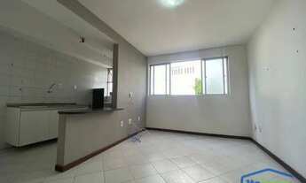 Imagem 2: Ed. Vitoria - Apartamento com 1/4 para locação, 40 m² - Caminho das Árvores