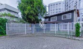 Imagem 2: Casa com 306 m² para alugar por R$ 7.800,00/mês no Alto da Glória - Curitiba/PR