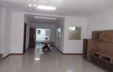 Imagem 5: Casa para aluguel e venda com 360 metros quadrados com 4 quartos