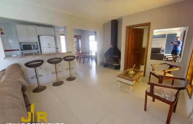 Imagem 2: Casa 4 dormitórios a venda em Tramandaí