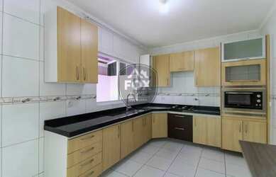 Imagem 4: Sobrado com 3 dormitórios para alugar, 210 m² por R$ 4.300/mês - Uberaba - Curitiba/PR