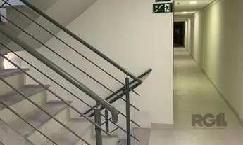 Imagem 4: Apartamento com 3 Dormitórios, sendo uma Suíte e Duas Vagas a venda no Bairro Menino Deus