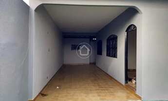 Imagem 7: CASA COM OTIMA LOCALIZAÇÃO EM AVENIDA MOVIMENTADA