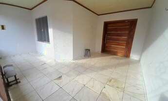 Imagem 2: ALUGA-SE CASA COM PISCINA