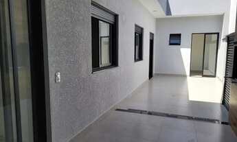 Imagem 2: Térrea para venda possui 135 metros quadrados com 3 quartos