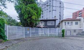 Imagem 3: Casa com 306 m² para alugar por R$ 7.800,00/mês no Alto da Glória - Curitiba/PR