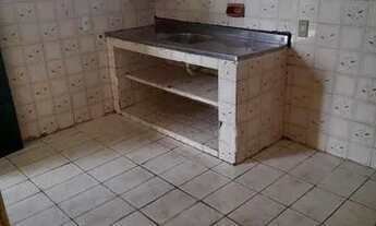 Imagem 5: Alugo casa dois quartos na Amendoeira