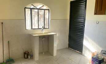 Imagem 3: Aluga-se kitnet Casa com 1 dormitório