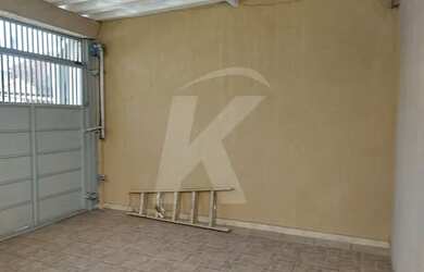 Imagem 4: Casa térrea com 1 dormitório, sala, cozinha, banheiro, área de serviço, 1 vaga de garagem