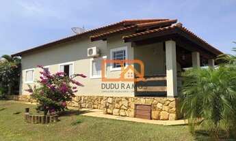 Imagem 2: Casa próxima ao lago dos patos com amplo quintal