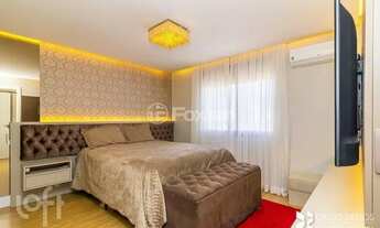 Imagem 4: Apartamento para venda tem 90 metros quadrados com 3 quartos em Passo da Areia - Porto Ale