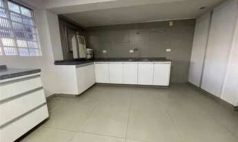 Imagem 5: Casa espaçosa em Bicanga a venda