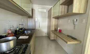 Imagem 2: Apartamento a venda na Pituba 3/4 com suíte, amplo, 2 vagas de garagens, perto da praia