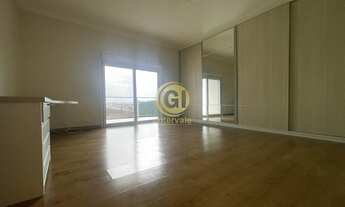 Imagem 2: Casa de condomínio térrea para aluguel possui 328 metros quadrados com 4 quartos