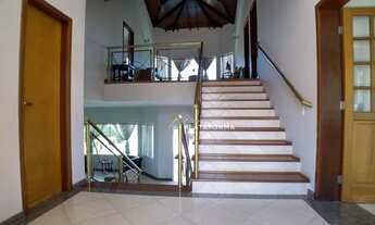 Imagem 6: Casa com 3 dormitórios à venda, 320 m² de construção e 1000 m² de terreno, por R$ 1.800.00