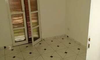 Imagem 6: ALUGO CASA Cidade Jardim 2 dormitórios, sala para dois ambientes, cozinha, 1 wc, area de