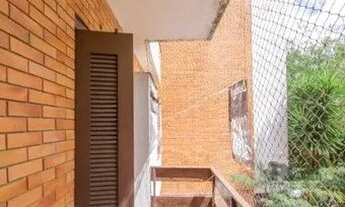 Imagem 7: Apartamento no bairro Petrópolis de 2 dormitórios 2 vagas e dependência