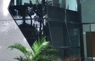 Imagem 2: Alugo apartamento no Espinheiro com 3 quartos nascente, prédio novo