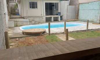 Imagem 3: Casa com piscina a venda