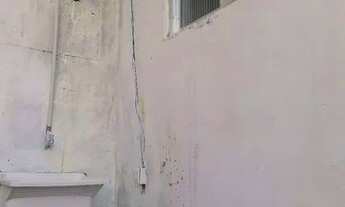 Imagem 5: Alugo Conjugado Quarto, pia, banheiro e área - R$ 350,00