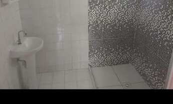 Imagem: Alugo casa com Quintal em vila valqueire