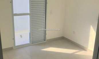 Imagem 3: Com Quintal! Com suíte! Em excelente localização, próximo à Rua Tunísia!