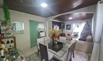 Imagem 4: Vendo Excelente casa no Dom Pedro. 3 quartos sendo 1 suite com modulados e ar, 4 vagas de