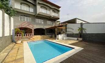 Imagem: Casa para aluguel, 4 quartos, 4 suítes