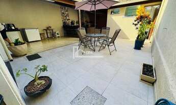 Imagem 2: Casa Geminada Duplex à Venda no Bairro Santa Amélia, 3 Quartos (1 Suíte), 3 Vagas, Área Go