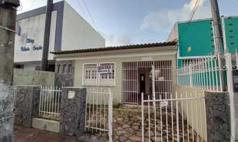 Imagem: CASA NA 13 DE JULHO DISPONÍVEL