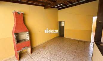 Imagem 16: Casa residencial com 3 quartos sendo 1 suíte disponível para locação no bairro Jardim Patr