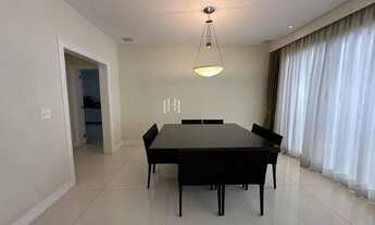 Imagem 5: Residência sofisticada com 4 suítes, energia solar e amplo lazer