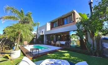 Imagem: Casa mobiliada com piscina, 03 dormitórios