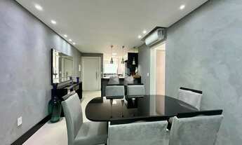 Imagem 4: Apartamento de 2 dormitórios de frente com vista para o mar e box/vaga de garagem no Centr