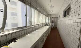 Imagem 2: Imóvel para venda possui 300 metros quadrados com 3 quartos