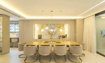 Imagem 7: Apartamento Mobiliado - 300m² priv - 3 suítes - 4 vagas - Batel