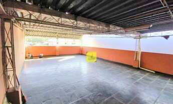 Imagem 3: Casa com 5 dormitórios à venda, 143 m² por R$ 480.000,00 - Ladeira - Juiz de Fora/MG