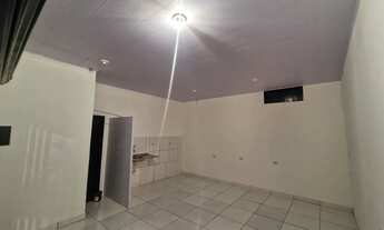 Imagem 2: Ponto comercial Galpão / depósito com aluguel por R$1.300 /mês