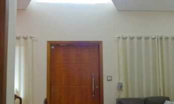 Imagem 5: Sobrado para venda possui 346 metros quadrados com 3 quartos em Vila Floresta - Santo Andr