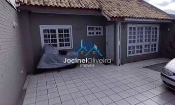 Imagem: Casa com 3 dorms, Xaxim, Curitiba - R$ 470